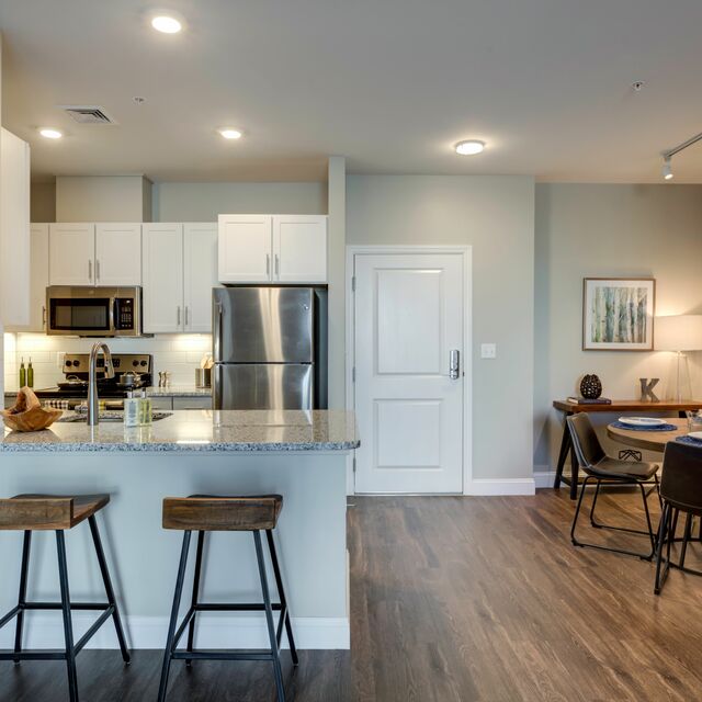 The Kinloch - Fully Equipped Kitchen with GE Stainless Steel Appliances and Breakfast Nook